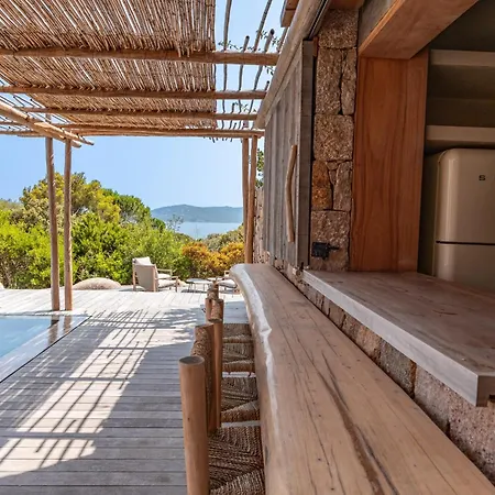 Bonanza Di Cala Rossa Villa *
