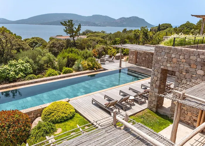 Bonanza Di Cala Rossa Villa Lecci