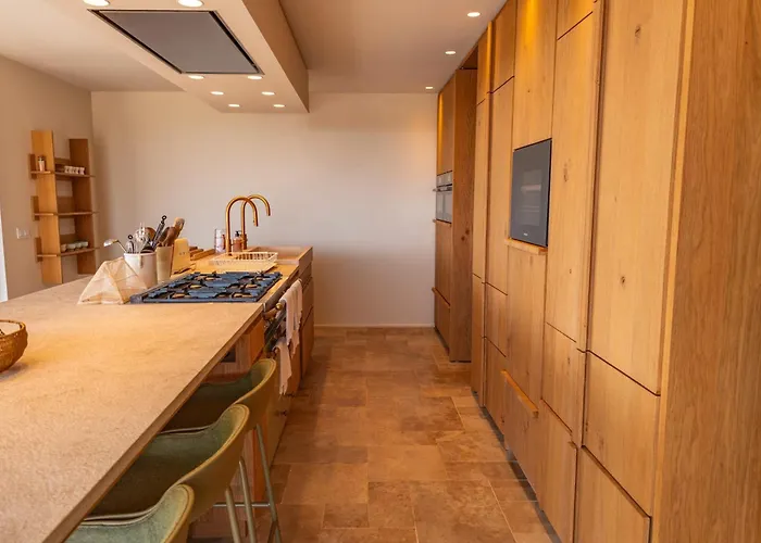 Bonanza Di Cala Rossa Lecci