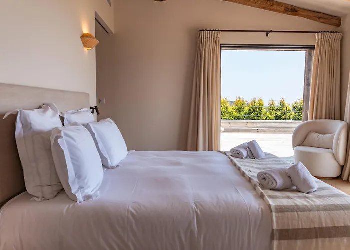 Bonanza Di Cala Rossa Lecci