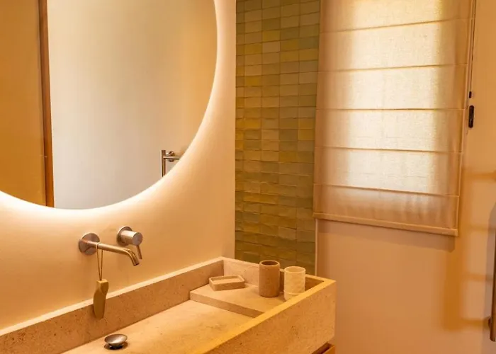 Bonanza Di Cala Rossa * Lecci