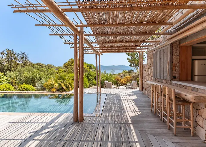 Bonanza Di Cala Rossa Lecci