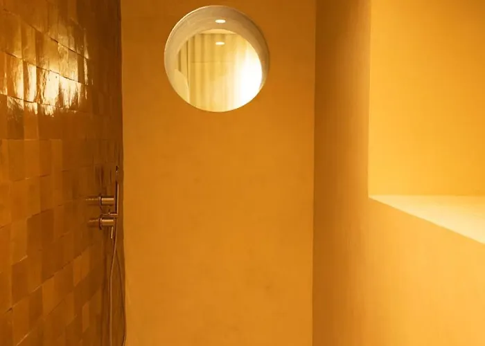 Bonanza Di Cala Rossa * Lecci